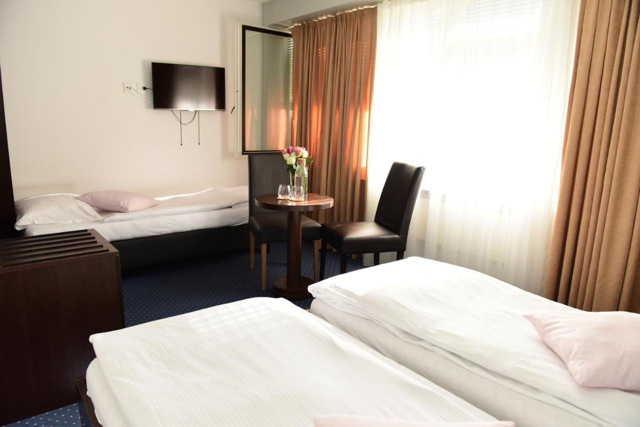 Hotel Toess فينترتور المظهر الخارجي الصورة